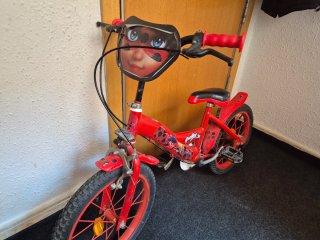Bicicleta infantil niña roja