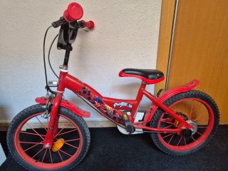 Bicicleta infantil niña roja