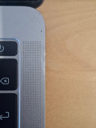 MacBook Pro 13 2017 i5 8GB 256GB SSD + Caja