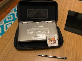 Nintendo 3DS Negra Nueva + Juego