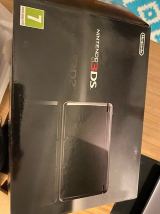 Nintendo 3DS Negra Nueva + Juego