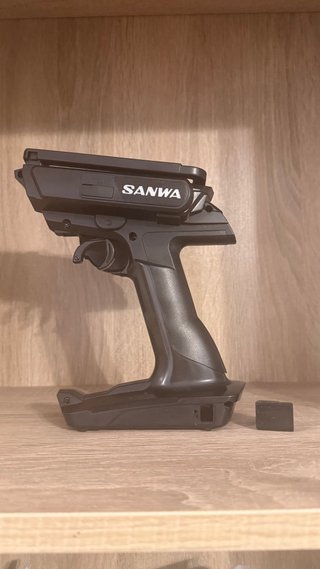 Emisora Sanwa MT44 con receptor RX-482
