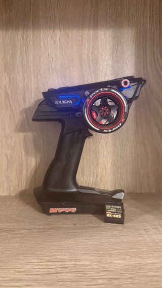 Emisora Sanwa MT44 con receptor RX-482