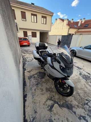 BMW K1600GT Touring Moto