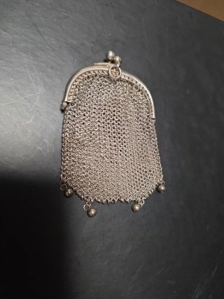 Monedero de plata antiguo