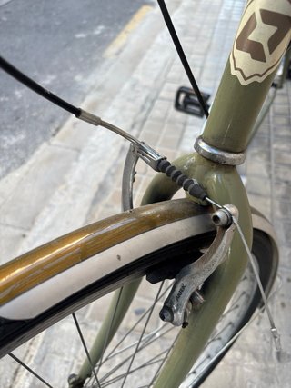 Bicicleta de paseo verde
