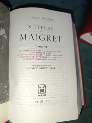 "Novelas de Maigret" escritos por Georges Simenon