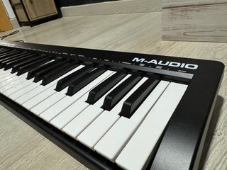 Teclado MIDI M-Audio Keystation 49 MK3