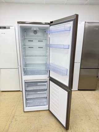 Nevera Combi Beko 1.85m con garantía
