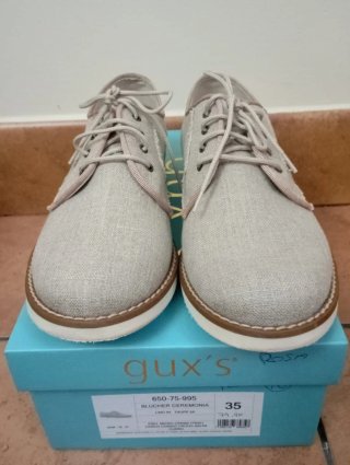 Zapatos niño beige y marrón