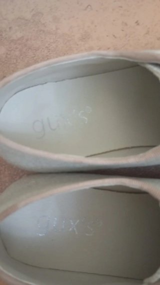 Zapatos niño beige y marrón