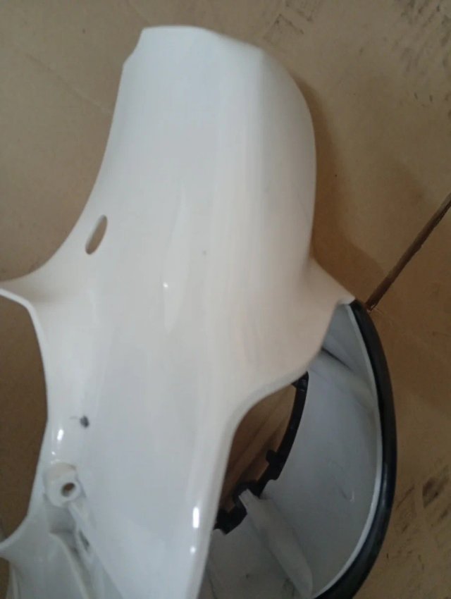 Carcasa Faro Peugeot Tweet 125 (2020)