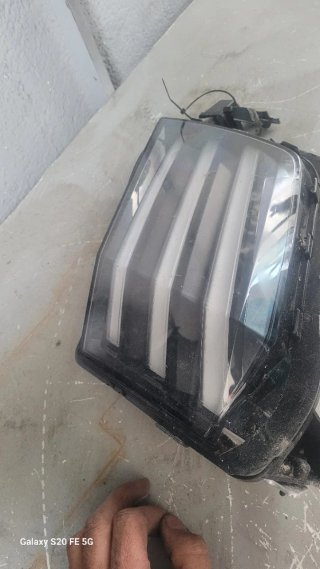 Luz Diurna Peugeot 208 Derecha