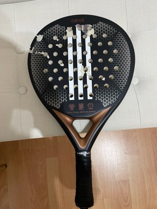 Pala de pádel Adidas