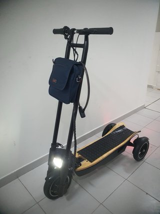 Patin Eléctrico 3 Ruedas