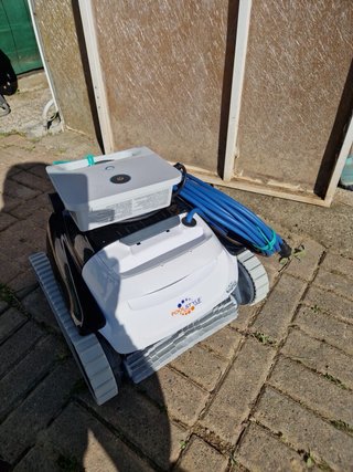 Piscina Bestway + robottino pulizia