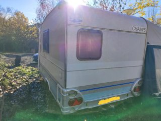 Caravana ACE < 750 kg