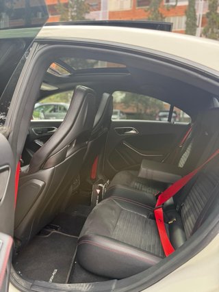 Mercedes-Benz Clase CLA 2015