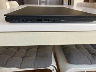 Portátil Lenovo ThinkPad T15. Teclado: ENG/RU/UA