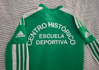 Conjunto Camiseta y Sudadera Fútbol Verde