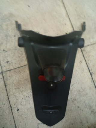 Portamatrículas Peugeot Tweet 125 (2019)