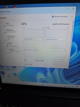 Ordenador portátil LEN i3 ONCEAVA GENERACIÓN, 8RAM