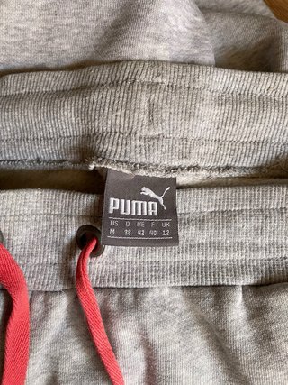 Pantalón chándal Puma gris talla M