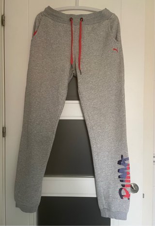 Pantalón chándal Puma gris talla M
