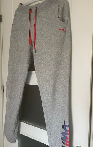 Pantalón chándal Puma gris talla M