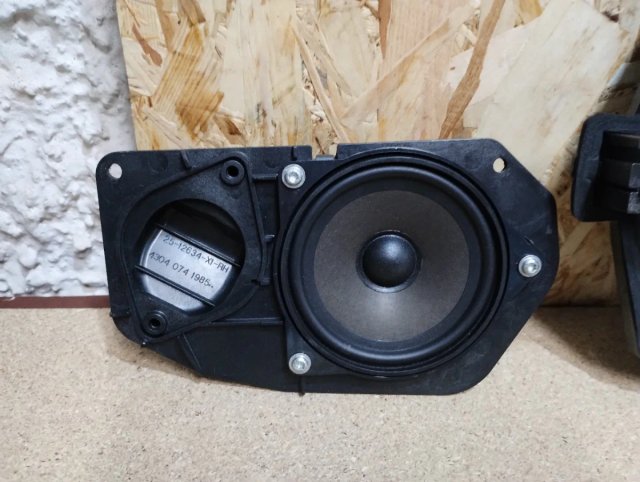Altavoces BMW Serie 5 E60 E61 Originales