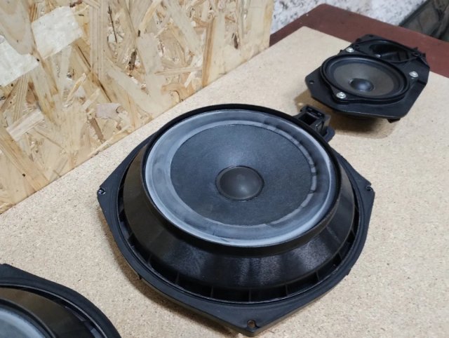 Altavoces BMW Serie 5 E60 E61 Originales