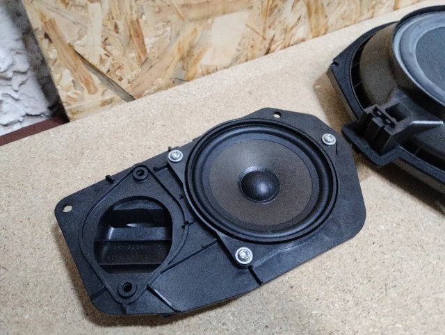 Altavoces BMW Serie 5 E60 E61 Originales