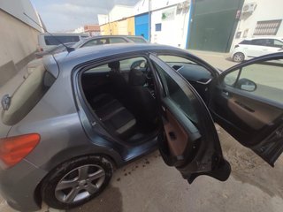 Peugeot 207 2006