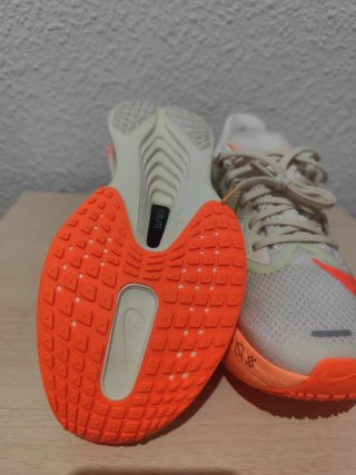 Nike Zoom Fly 6 Talla 40