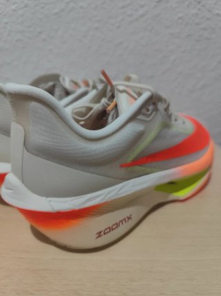 Nike Zoom Fly 6 Talla 40