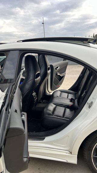 Mercedes-Benz CLA 220