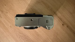 Fujifilm X-T5 Cuerpo + 4 Baterías