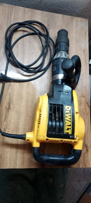 Martillo Demoledor DeWalt Semi-Nuevo