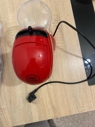 Cafetera Dolce Gusto Roja