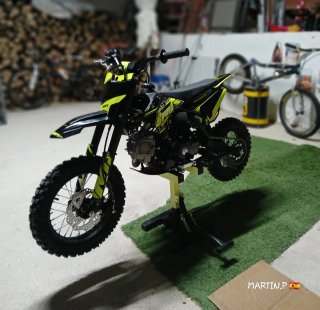 Pit Bike 110cc 4T semiautomática