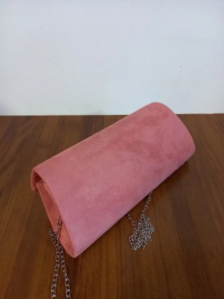 Bolso de fiesta salmón con cadena