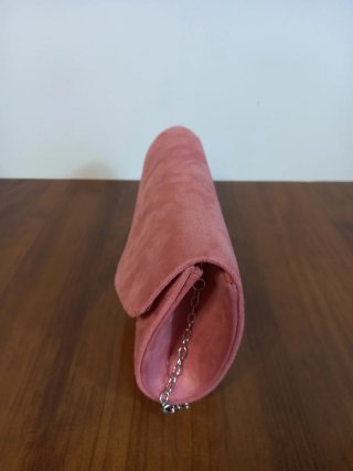 Bolso de fiesta salmón con cadena