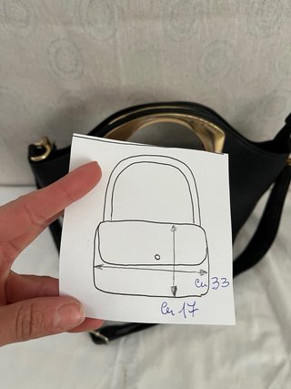 Borsa nera con manico rigido dorato vintage y2k