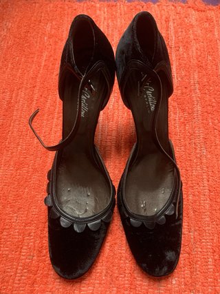 Zapatos de tacón negros Ricardo Cartillone