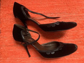 Zapatos de tacón negros Ricardo Cartillone