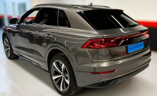 Audi Q8  55 TFSI 2022 ETIQUETA ECO 340CV 18K 2022