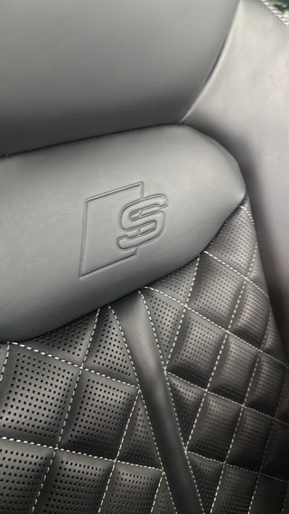 Audi Q8  55 TFSI 2022 ETIQUETA ECO 340CV 18K 2022