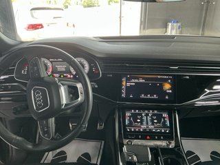 Audi Q8  55 TFSI 2022 ETIQUETA ECO 340CV 18K 2022