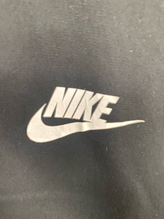 Chaqueta Nike Negra Cremallera