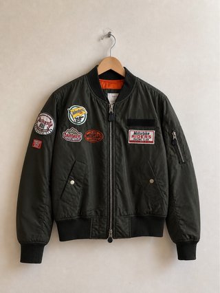 Chaqueta Bomber Verde con Parches
